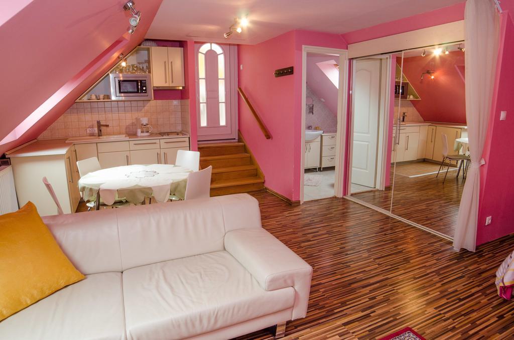 Kaman Vendeghaz Apartment Alsópáhok Cameră foto