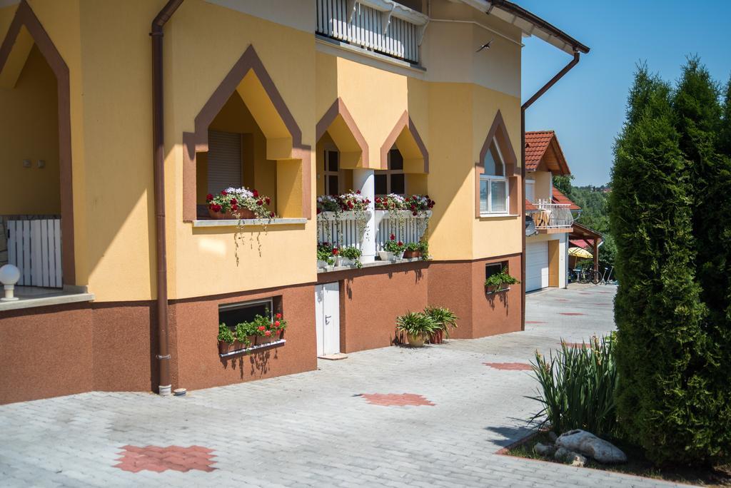 Kaman Vendeghaz Apartment Alsópáhok Cameră foto