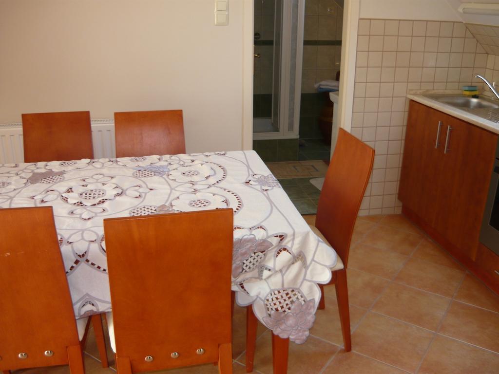 Kaman Vendeghaz Apartment Alsópáhok Cameră foto